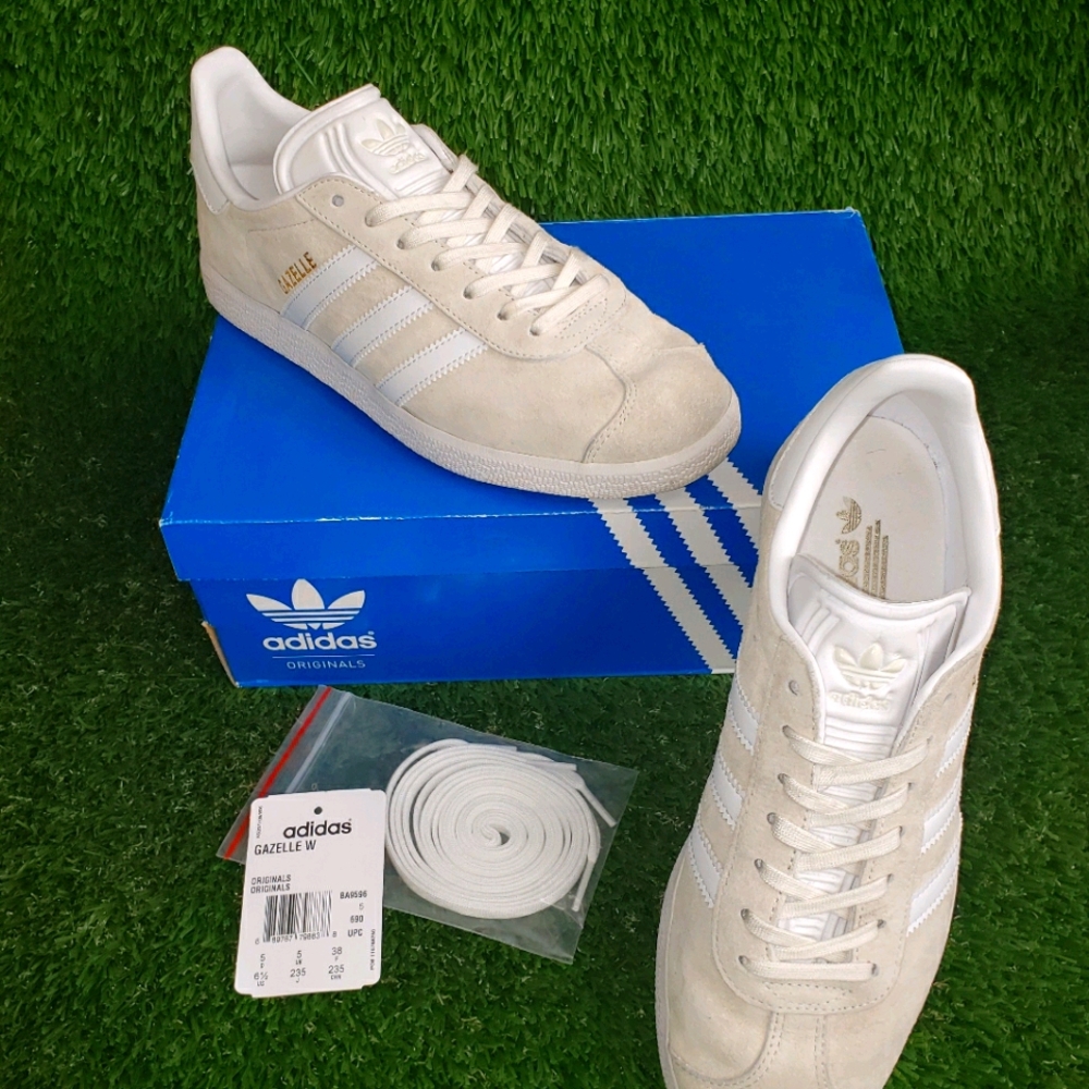 NWT Adidas Women Originals Gazelle Shoes 6.5